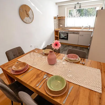 Alpski Skrat, * Kranjska Gora