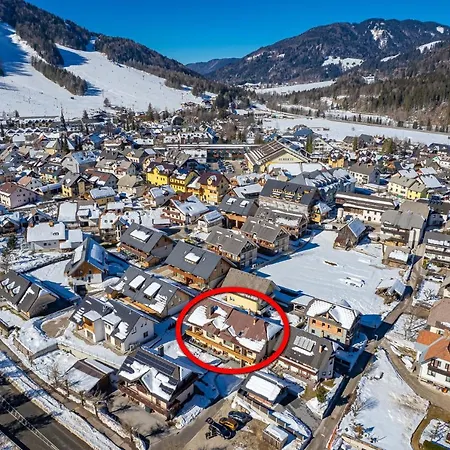 Alpski Skrat, * Kranjska Gora