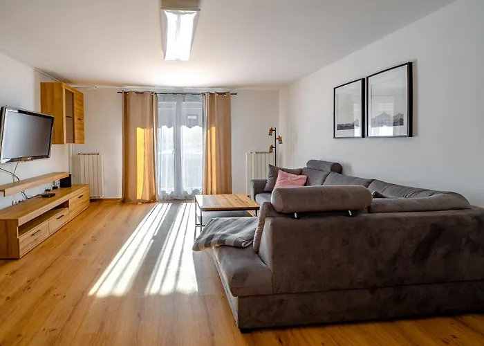 Alpski Skrat, * Kranjska Gora