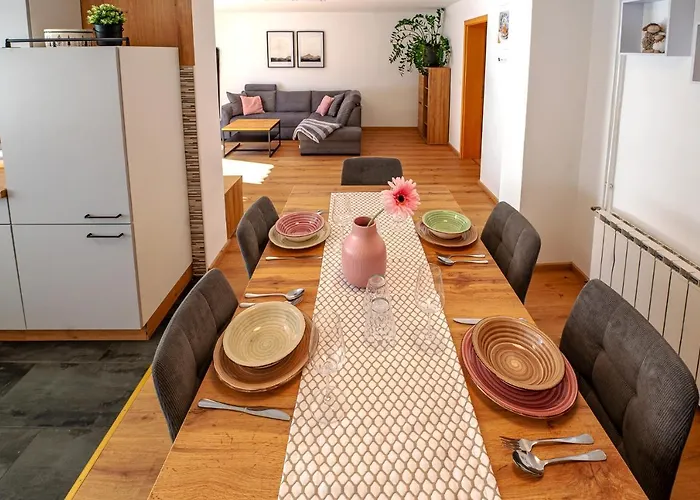 Alpski Skrat, شقة كْرانْيِسكا غورا